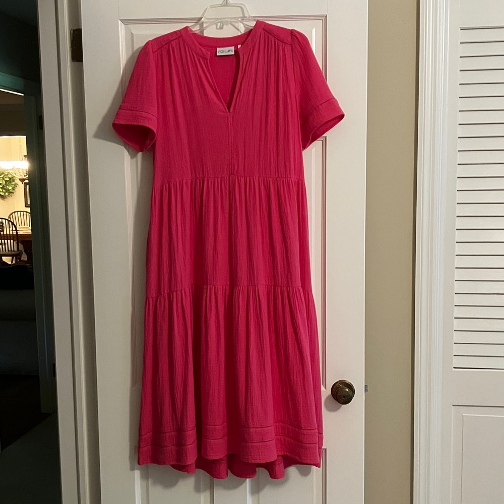 Foil Pink Tiered Midi Dress Size 6 V-Neck Short Sleeve EUC Pockets